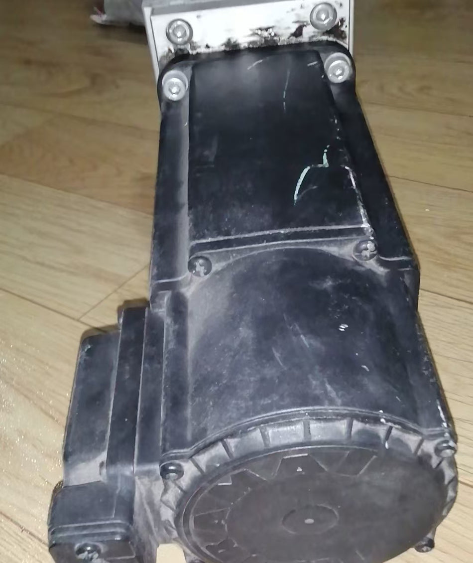 1PC FOR Rexroth MKD071B-061-KG1-KN USED mx1