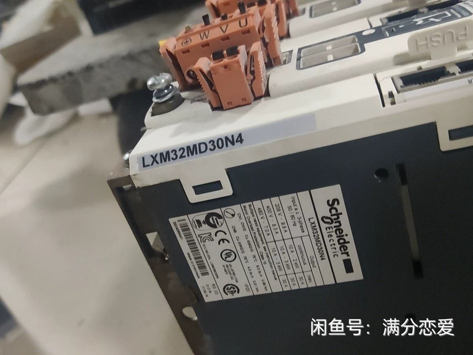 1 台适用于施耐德 LXM32MD30N4