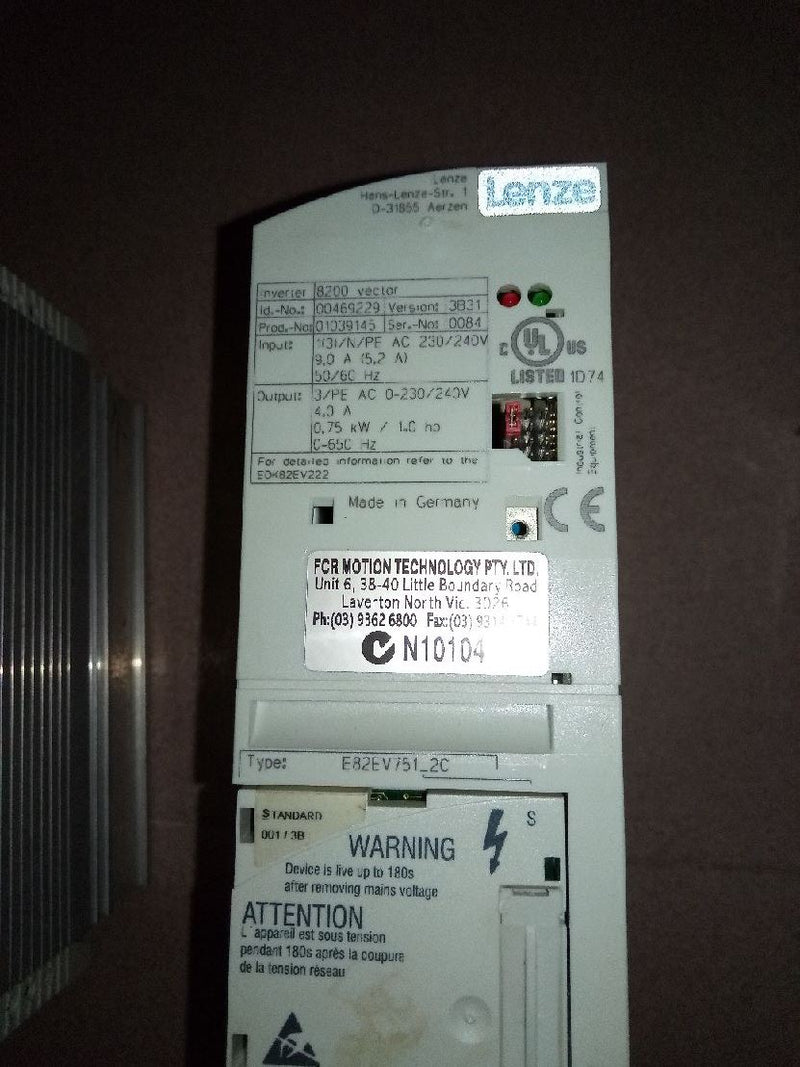 1PCS used Lenze E82EV751K2C