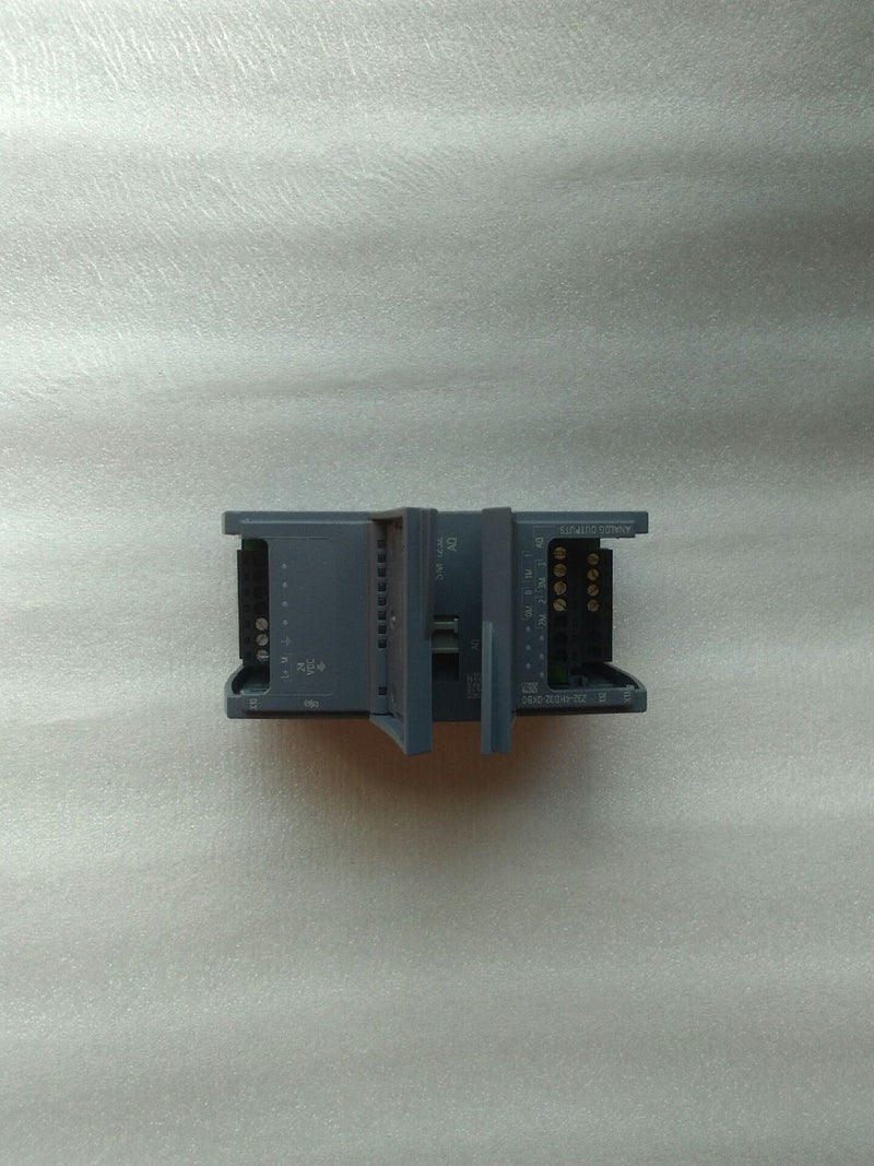 1PC USED Siemens 6ES7232-4HD32-0XB0