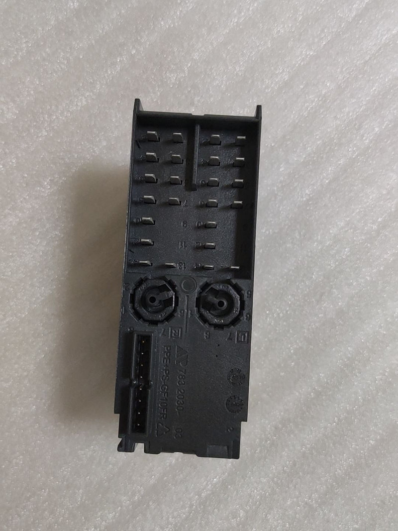 1PC USED Siemens 6ES7138-4FA05-0AB0
