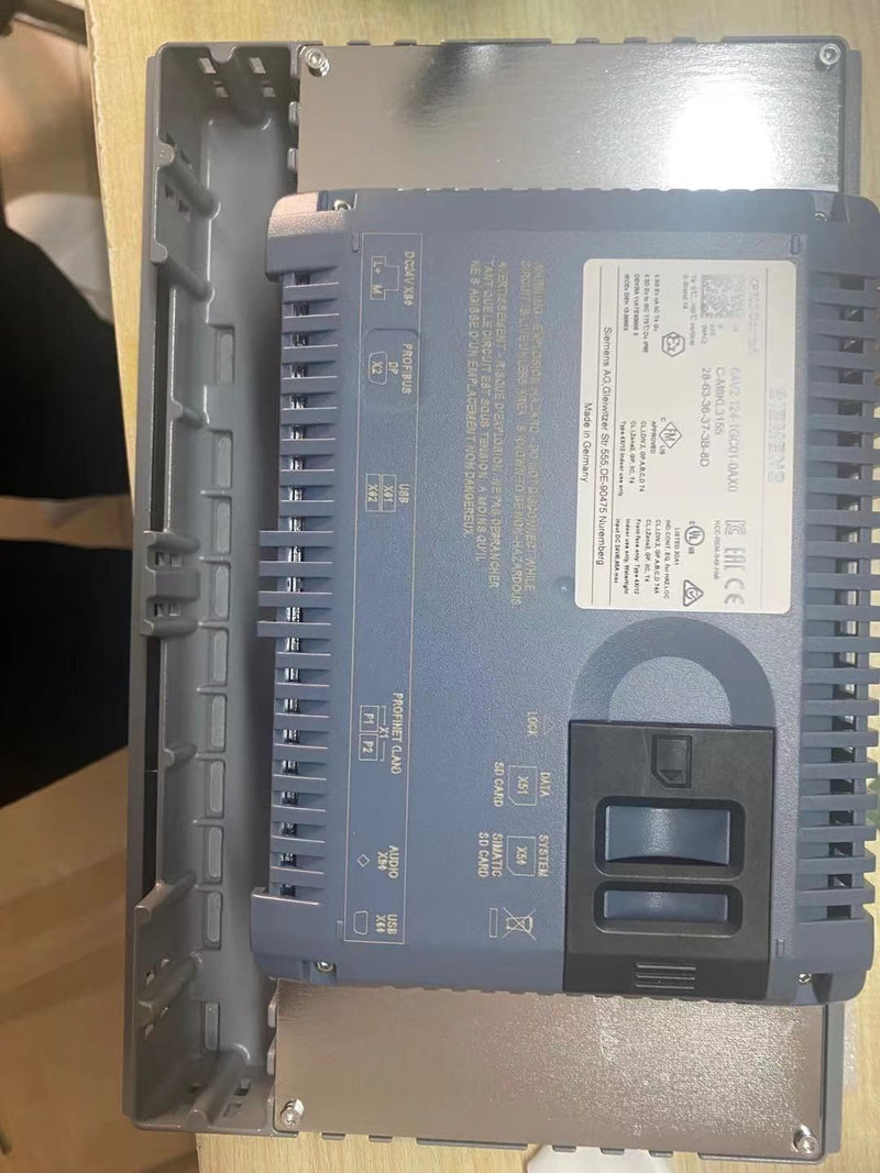 1PCS NEW SIEMENS 6AV2124-1GC01-0AX0