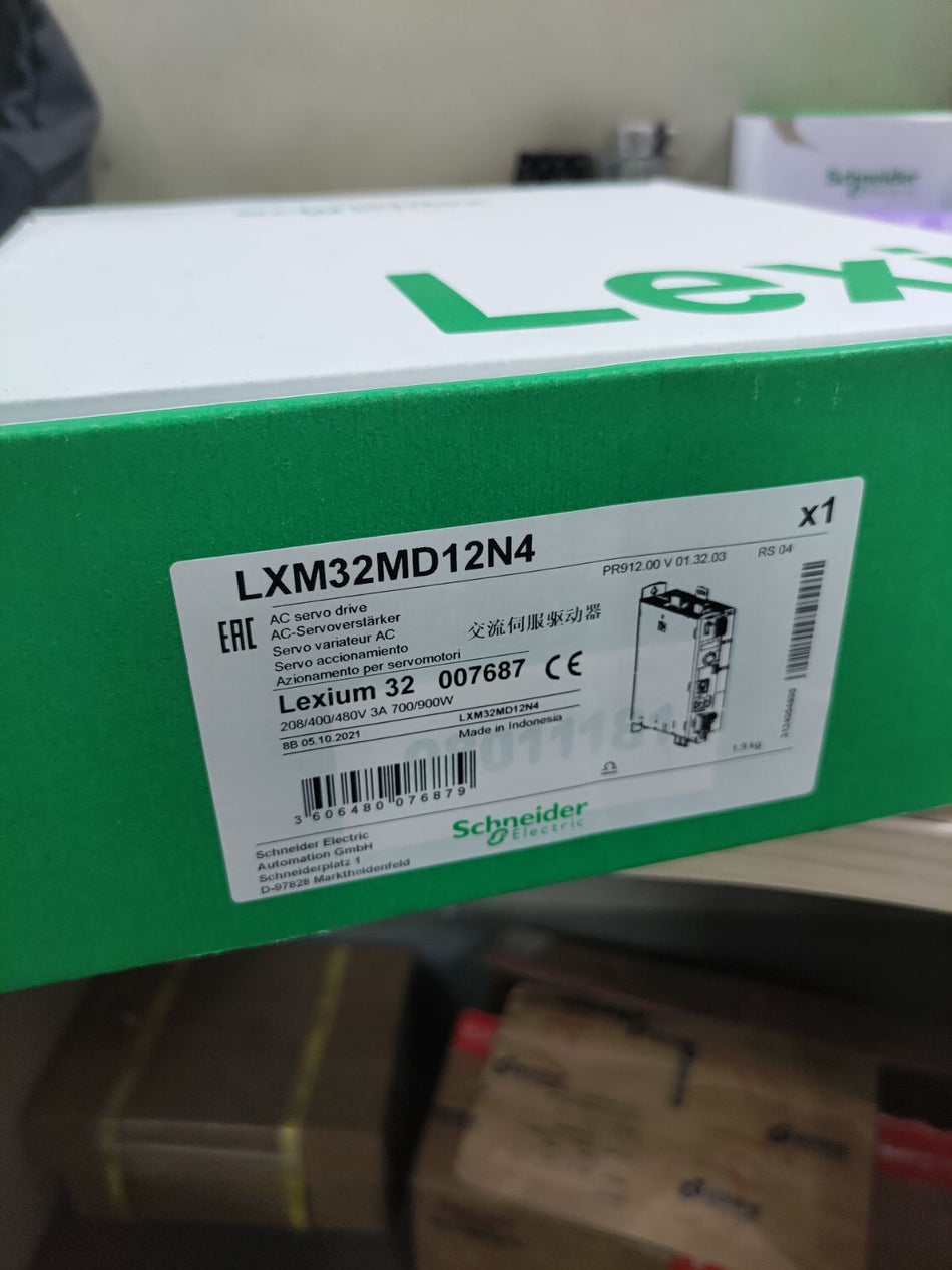 1 台全新适用于施耐德电气 LXM32MD12N4