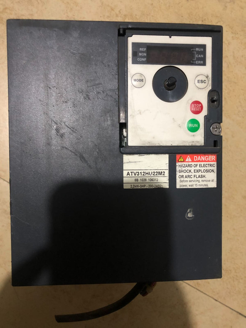 1 PC used For Schneider Electric ATV312HU22M2  A08