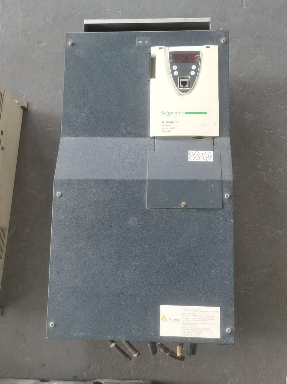 1PC FOR Schneider ATV61HD45N4Z Used mx1