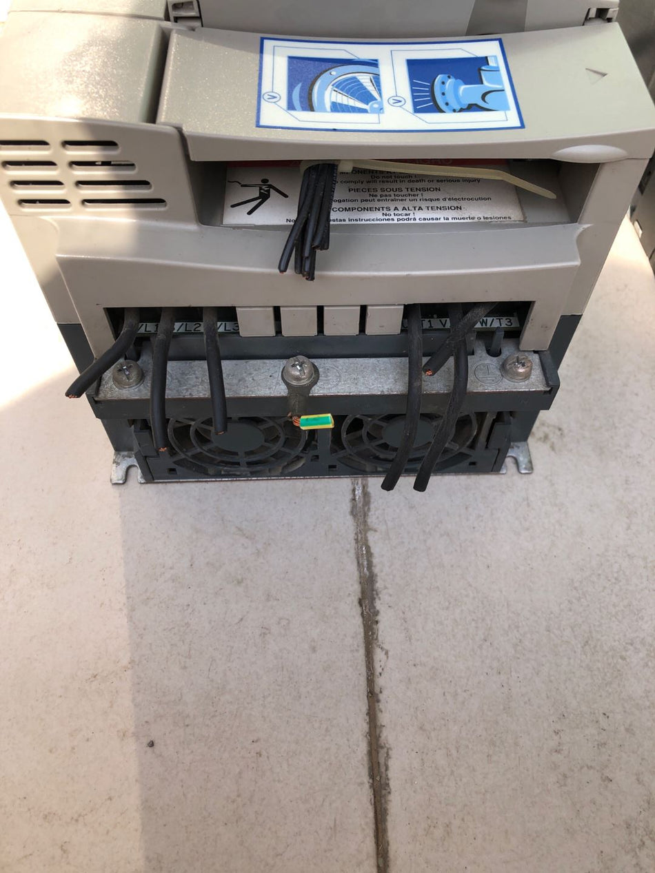 1 台用于施耐德电气 ATV61HU75N4Z