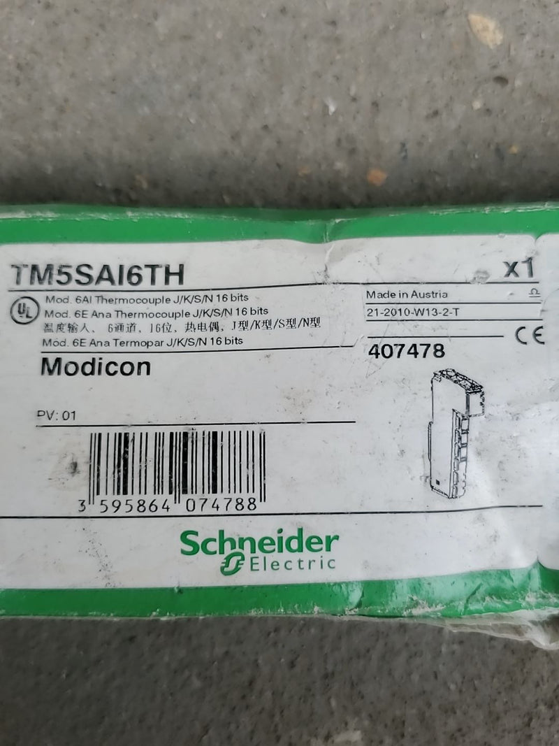 1 PC  For Schneider Electric TM5SAI6TH used