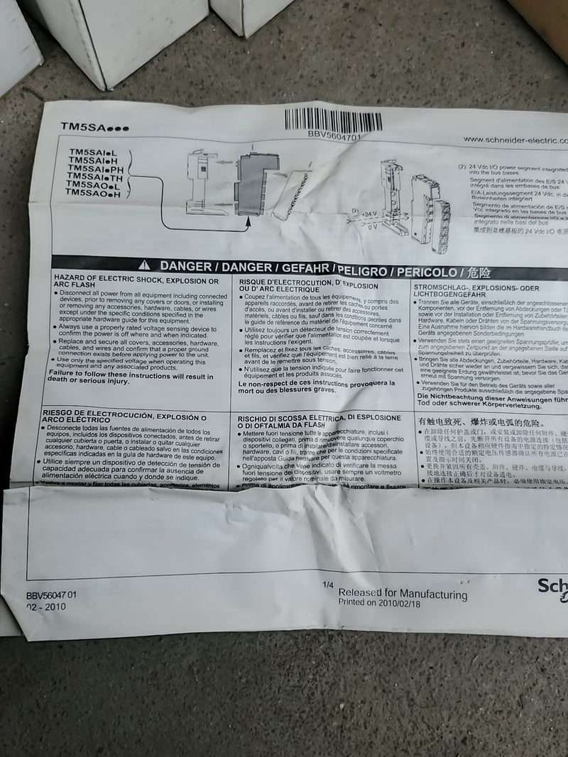 1 PC  For Schneider Electric TM5SAI6TH used