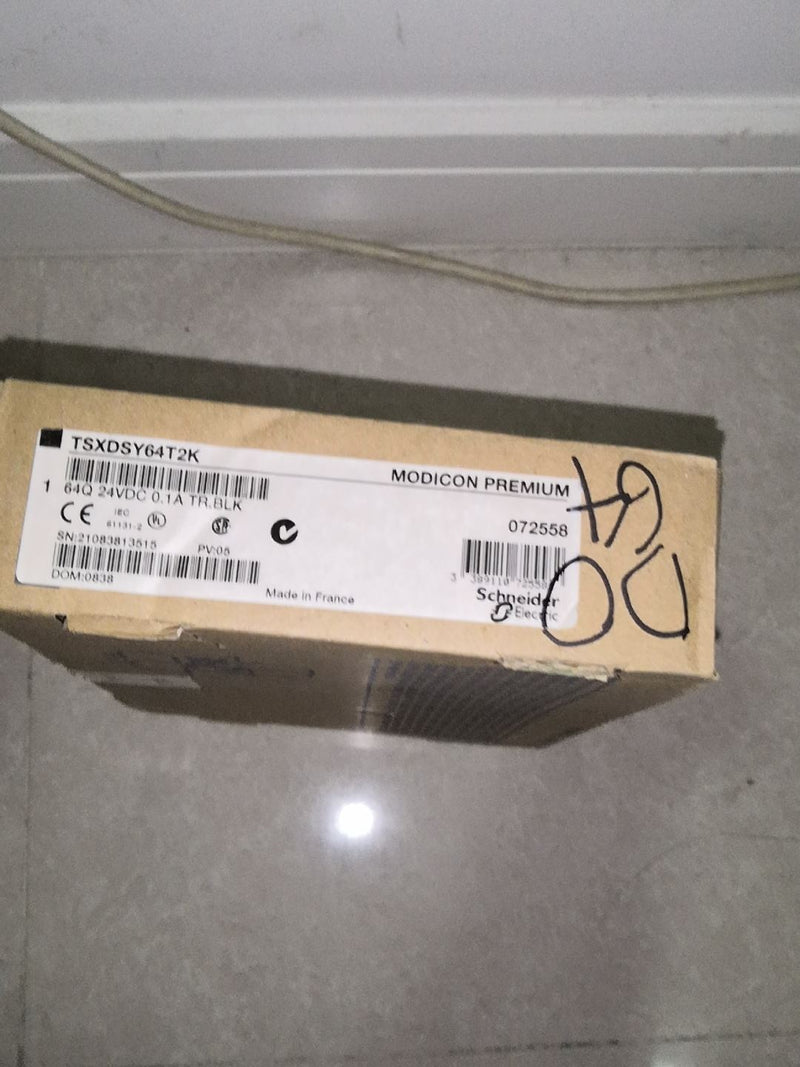 1 PC  For Schneider TSXDSY64T2K used