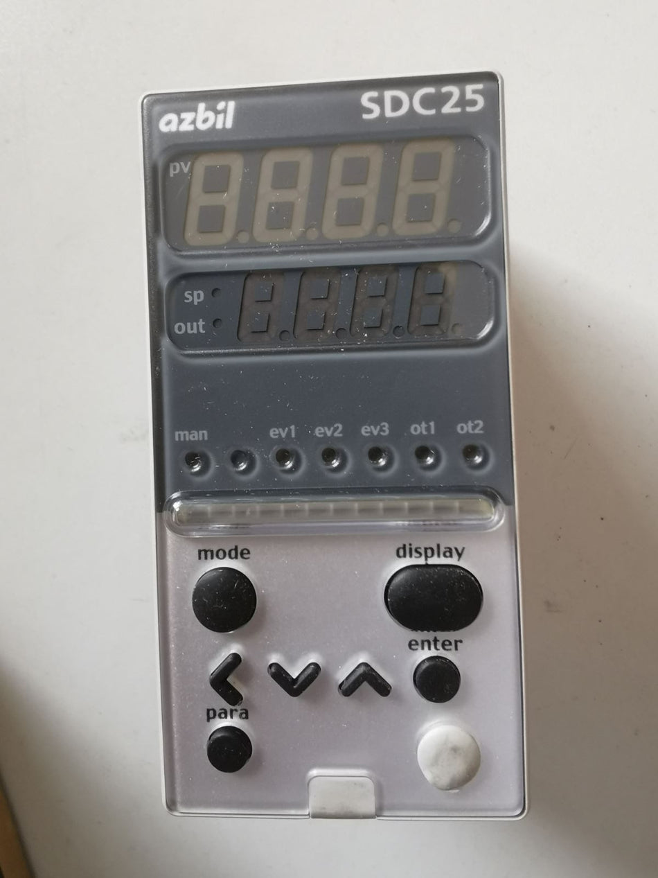 1 peça AZBIL C25TCOUA10D0