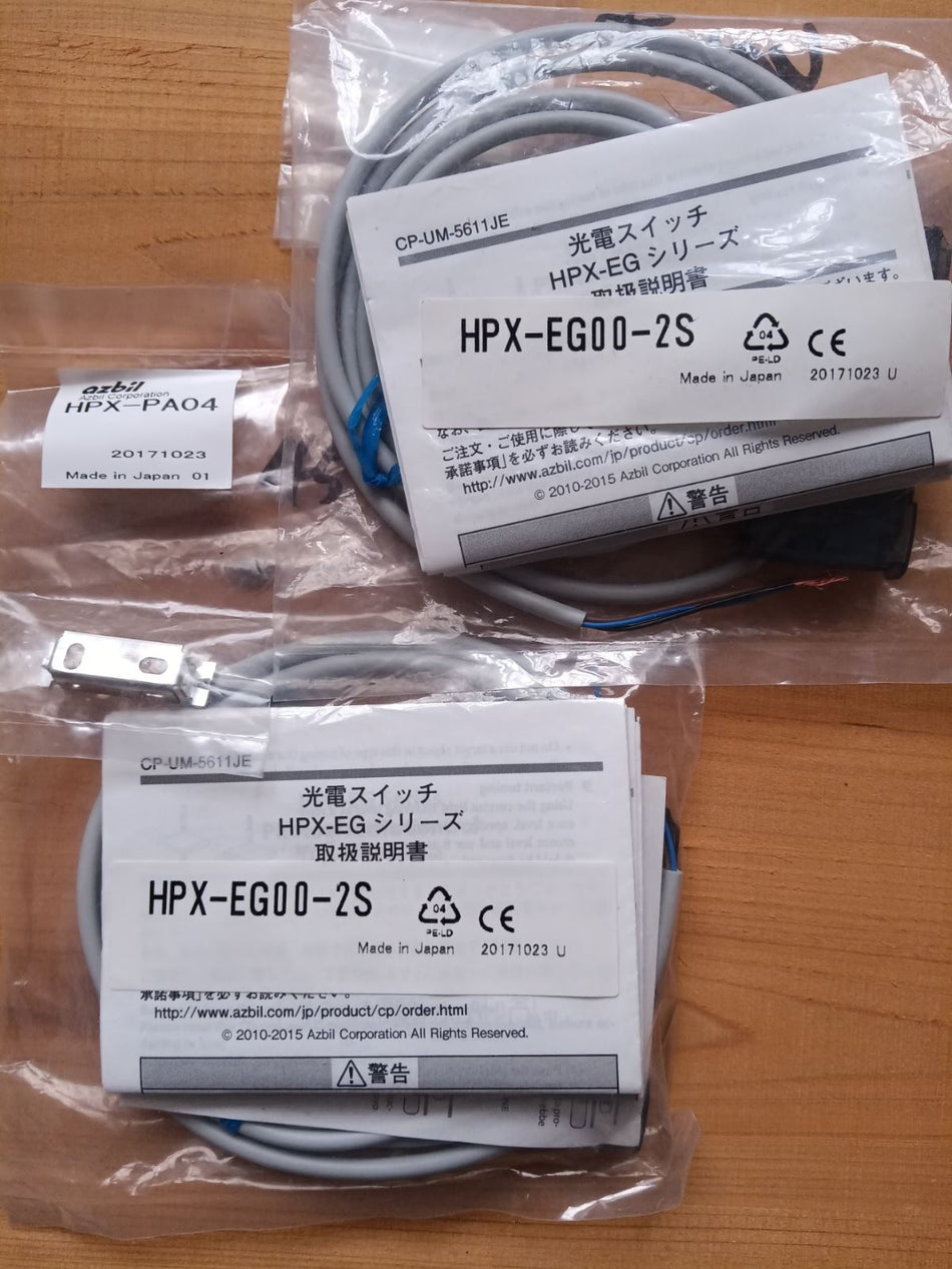 1PC AZBIL  XHP-EG00-2S new
