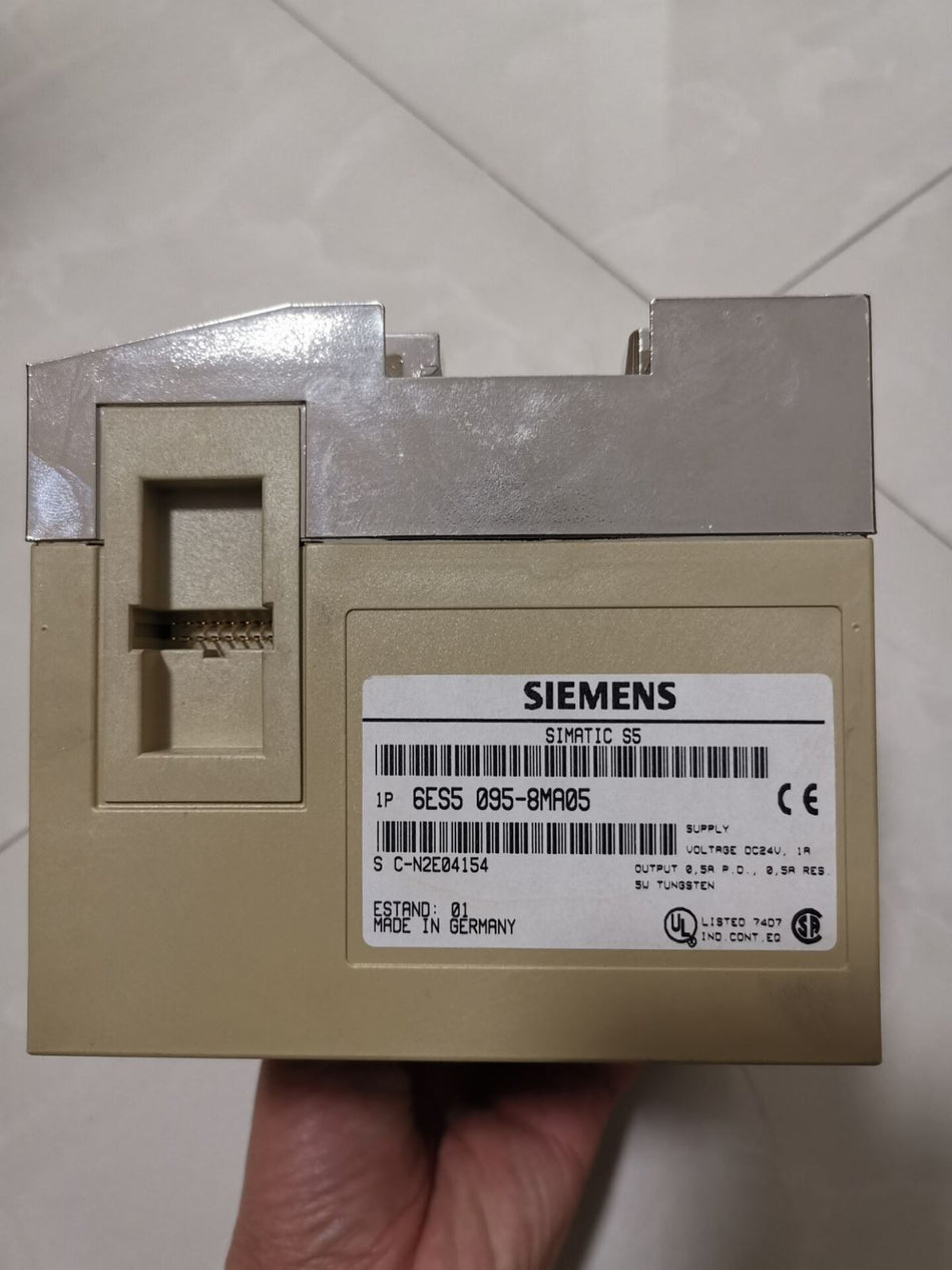 1PC SIEMENS 6ES5095-8MA05 novo 6ES50958MA05 sem caixa original