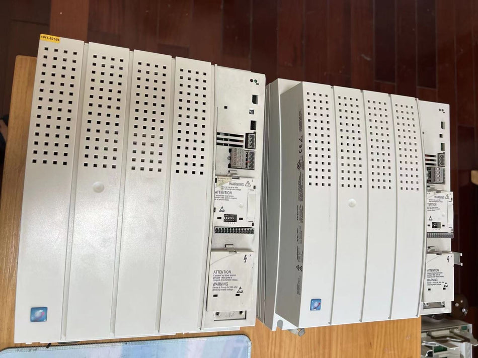 1PC Lenze E82EV223K4B201 二手