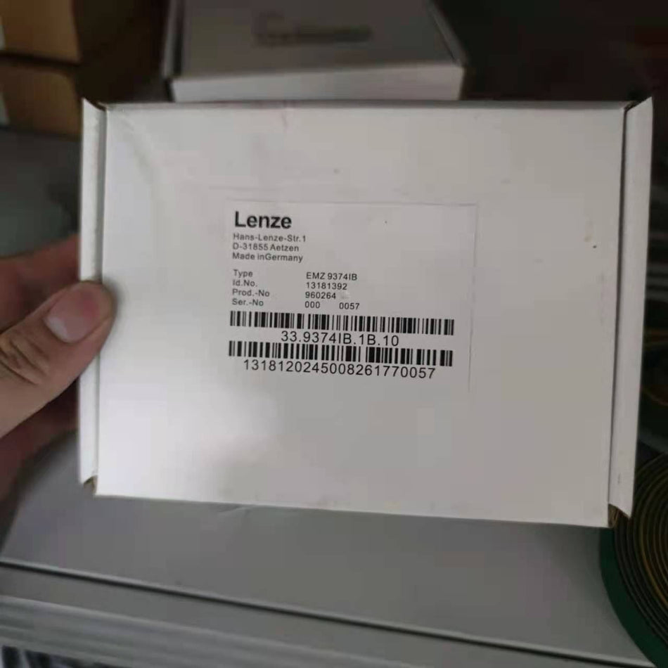 1 件 Lenze EMZ9374IB 全新