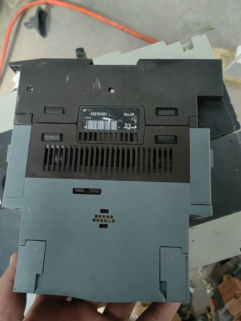 1PC Siemens 3RW4038-1BB14 used