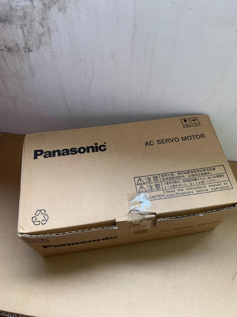 1PC for Panasonic MSMF082L1U2M new