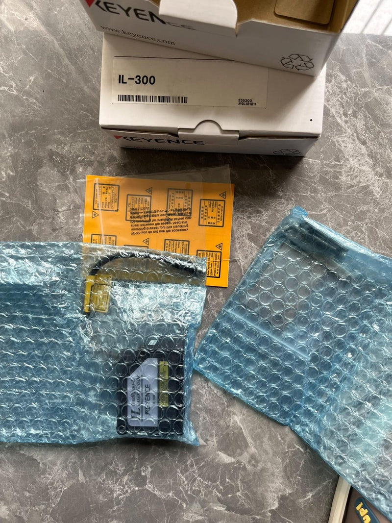 1pc for  KEYENCE IL-300 new IL300