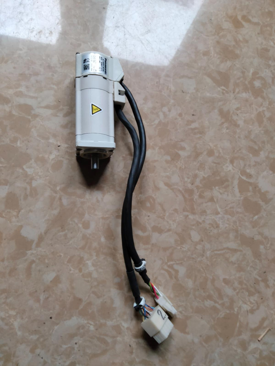 1PC para Panasonic MSMA012A1E usado 