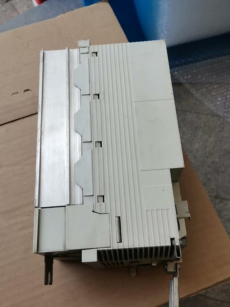 1PC for LENZE E82EV552-4C200 used E82EV5524C200