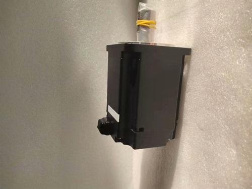 1PC para Yaskawa SGMAV-08A3A61 usado SGMAV-08A3A61 