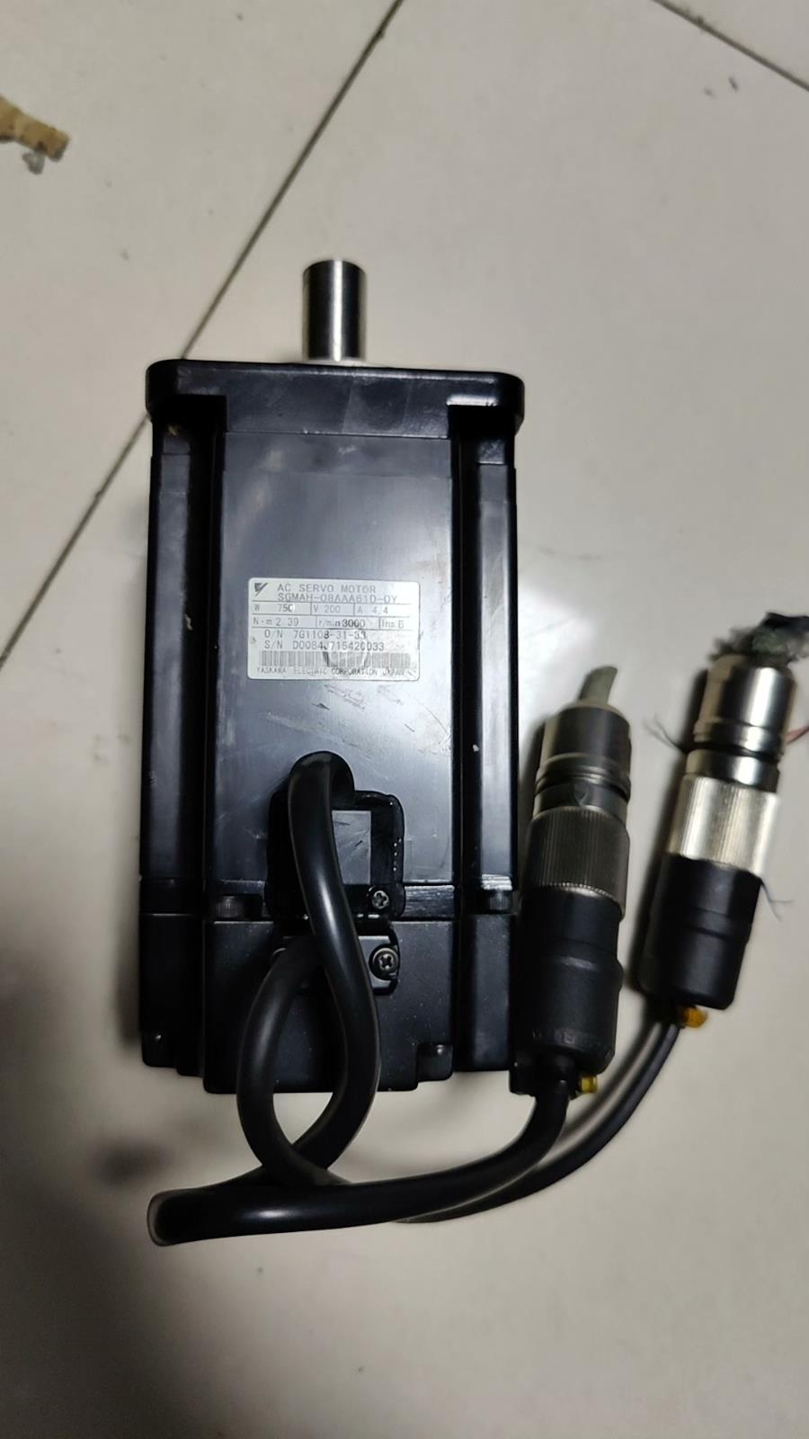 1PC 适用于安川 SGMAH-08AAA61D-OY 二手 SGMAH08AAA61DOY 