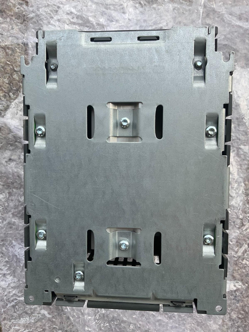 1PC For SIEMENS 6SE6440-2UD22-2BA1 new 6SE64402UD222BA1