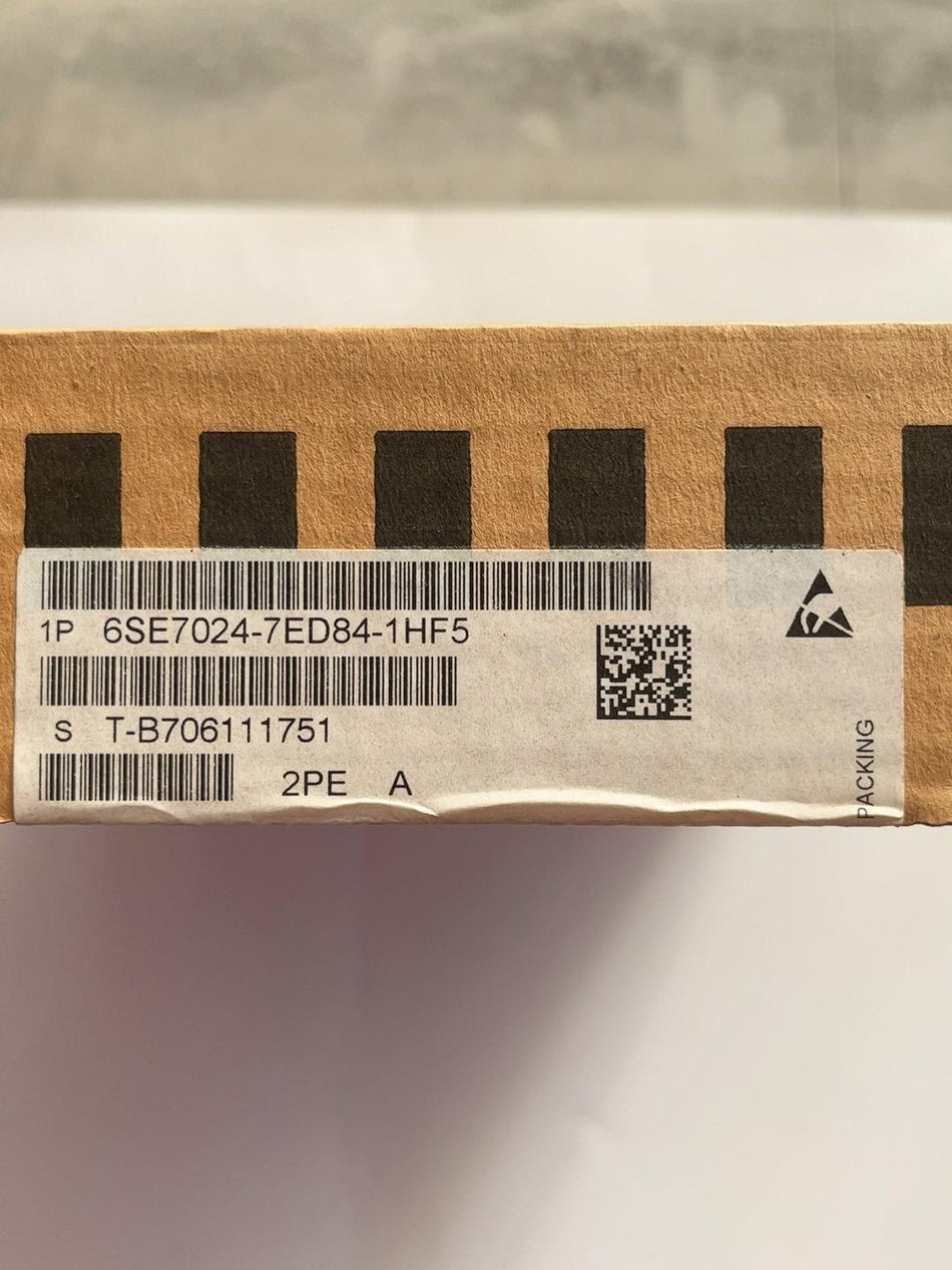 1PC 适用于西门子 6SE7024-7ED84-1HF5 全新 6SE70247ED841HF5 
