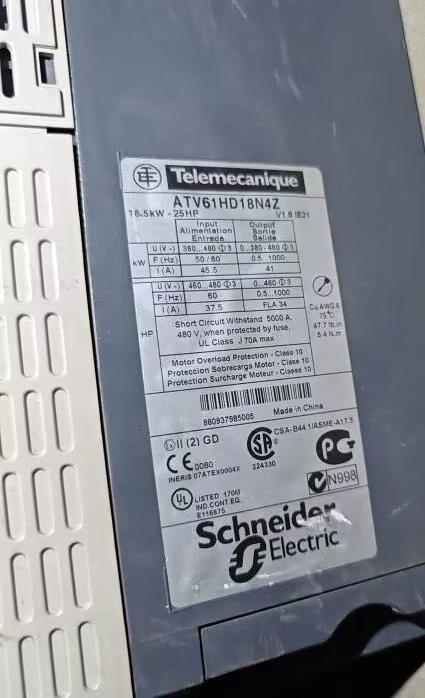 1PC FOR Schneider ATV61HD18N4Z Used mx1