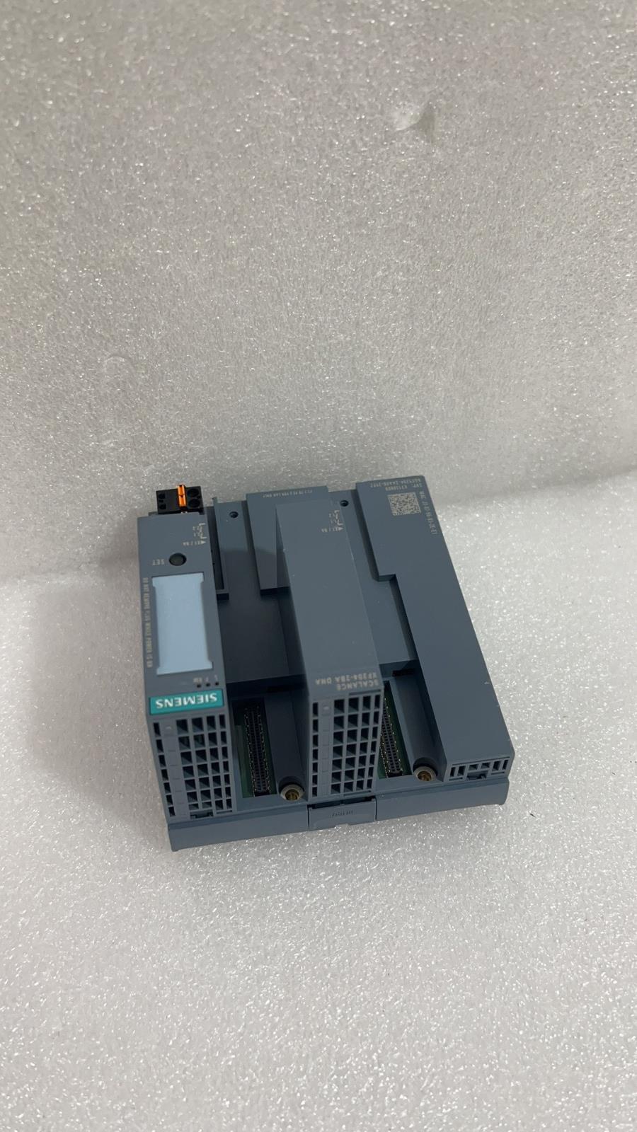 1PC 适用于西门子 6GK5204-2AA00-2YF2 二手 6GK52042AA002YF2