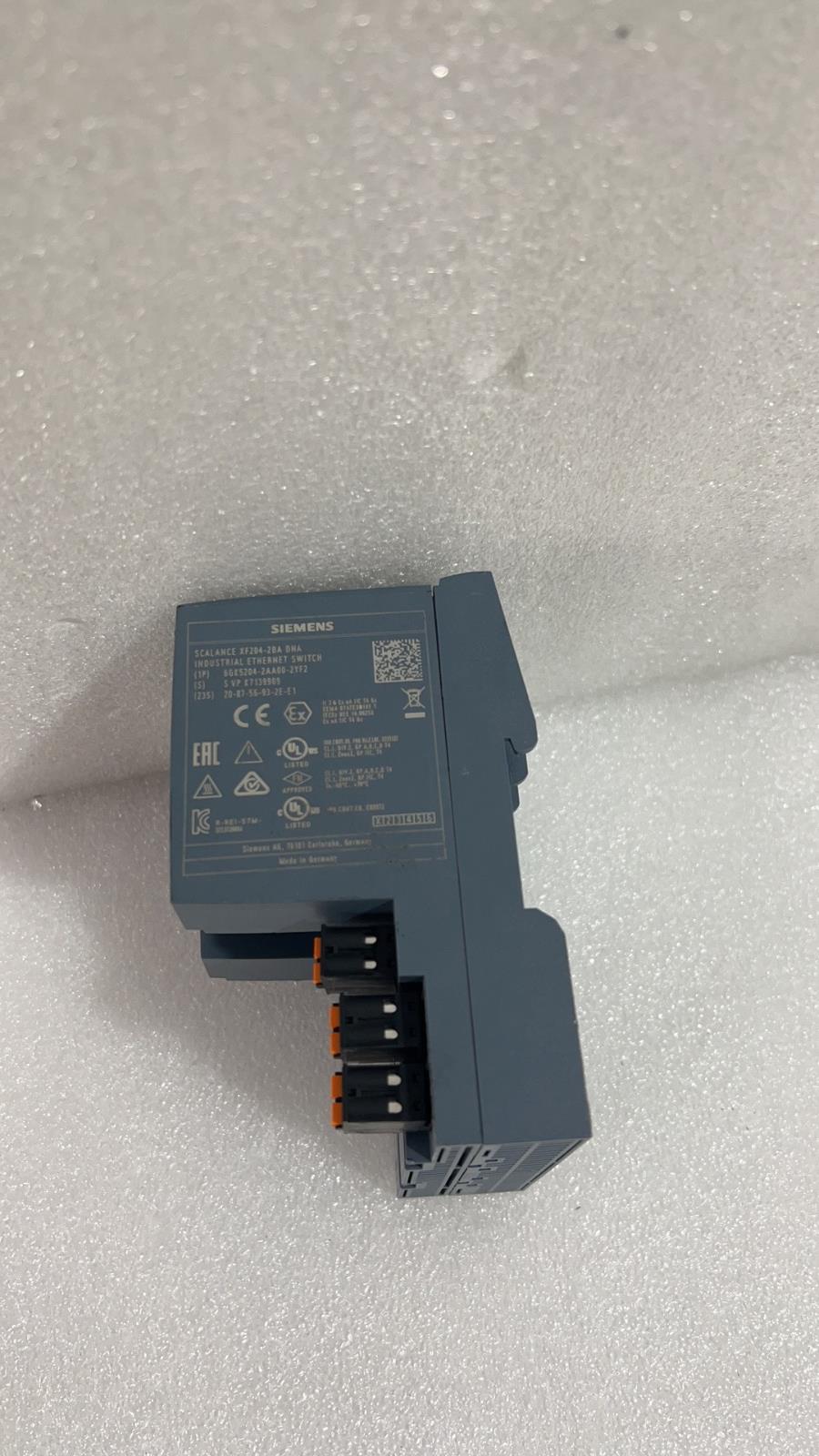 1PC 适用于西门子 6GK5204-2AA00-2YF2 二手 6GK52042AA002YF2