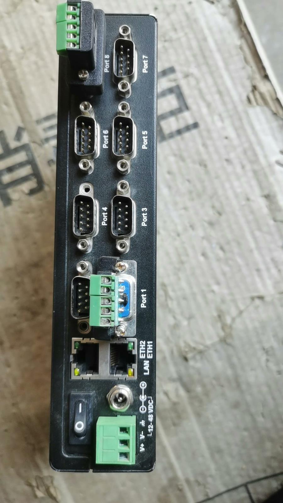 1PC para MOXA 5650-8-DT usado 56508DT