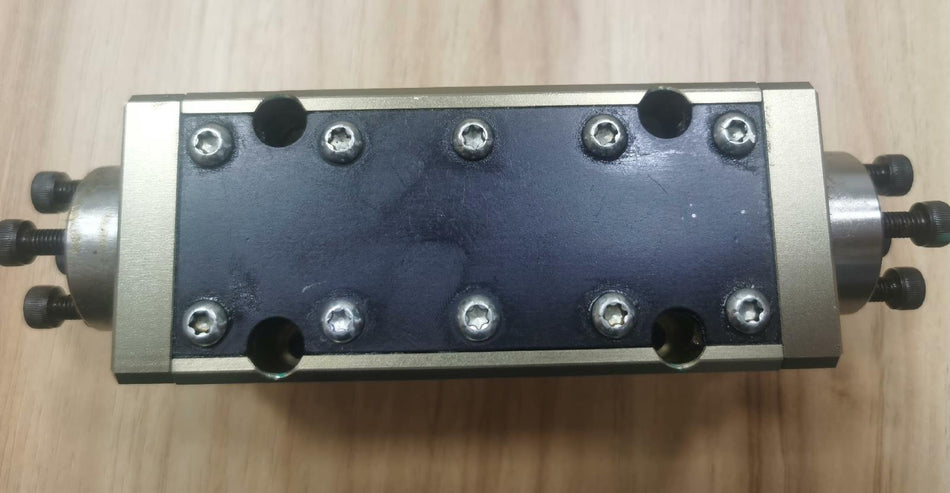 1PC para SCHUNK DPG+100-1 usado DPG1001