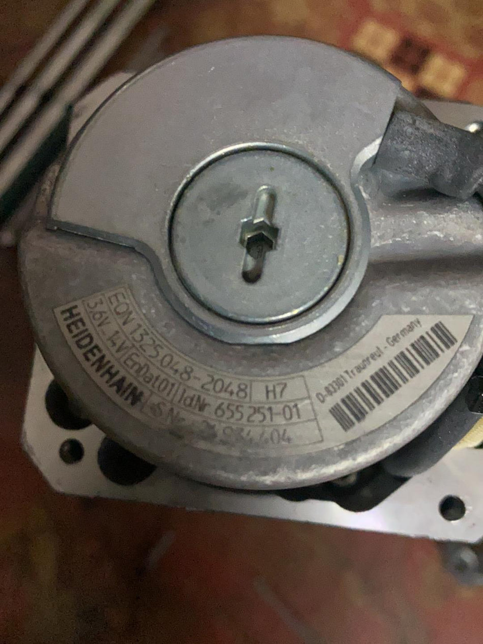 1PC para HEIDENHAIN EQN 1325.048-2048 usado EQN 1325.0482048