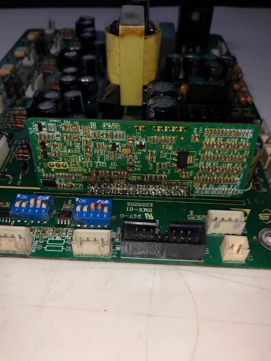 1PC para Kymmene MT553QD usado 