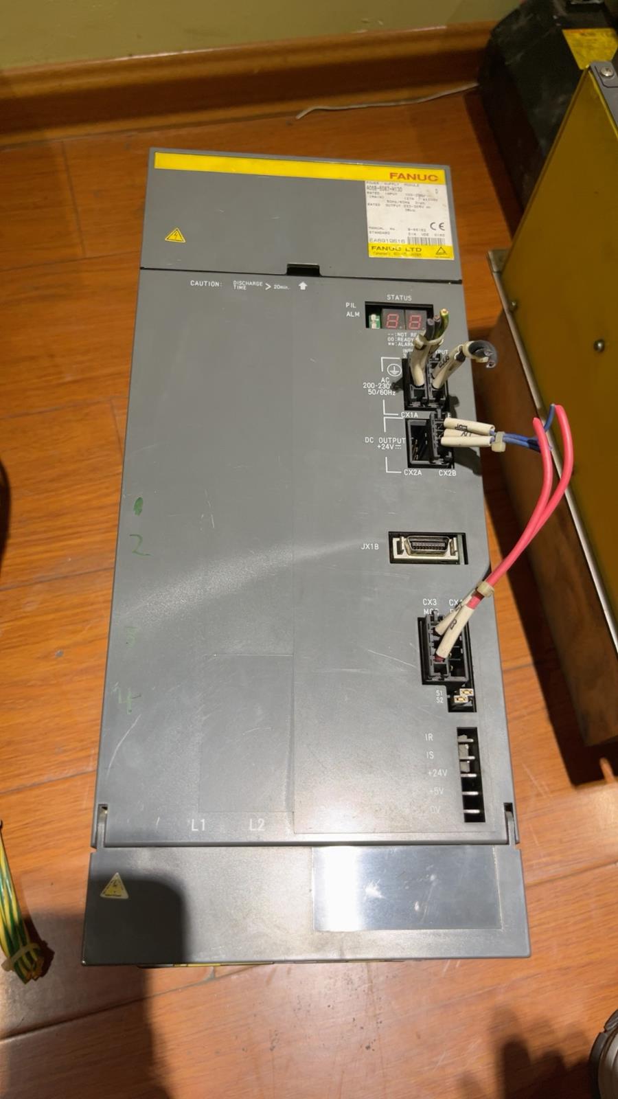 1 peça para FANUC A06B-6087-H130 usado A06B6087H130