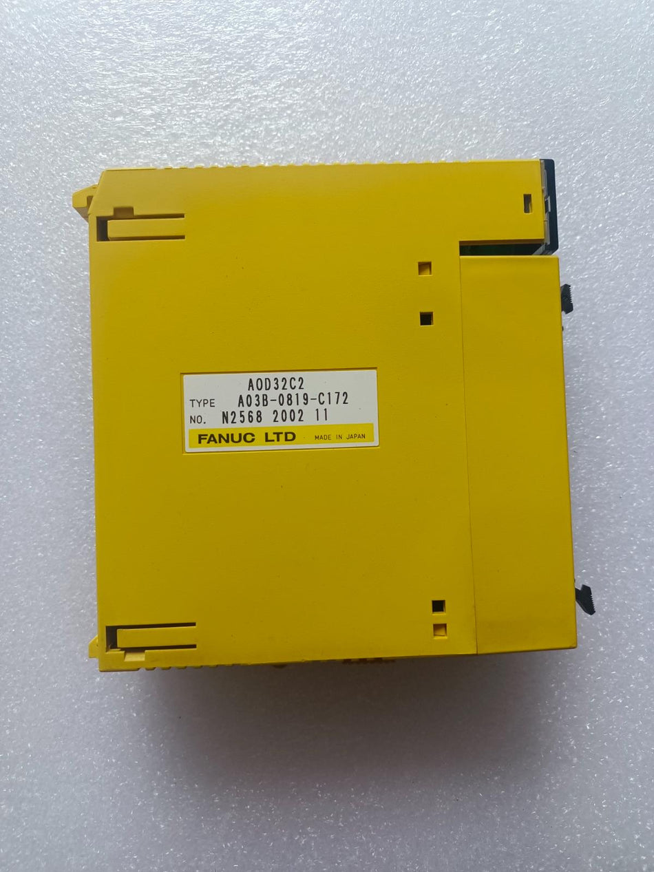 1PC para FANUC A0D32C2 A03B-0819-C172 usado A03B0819C172