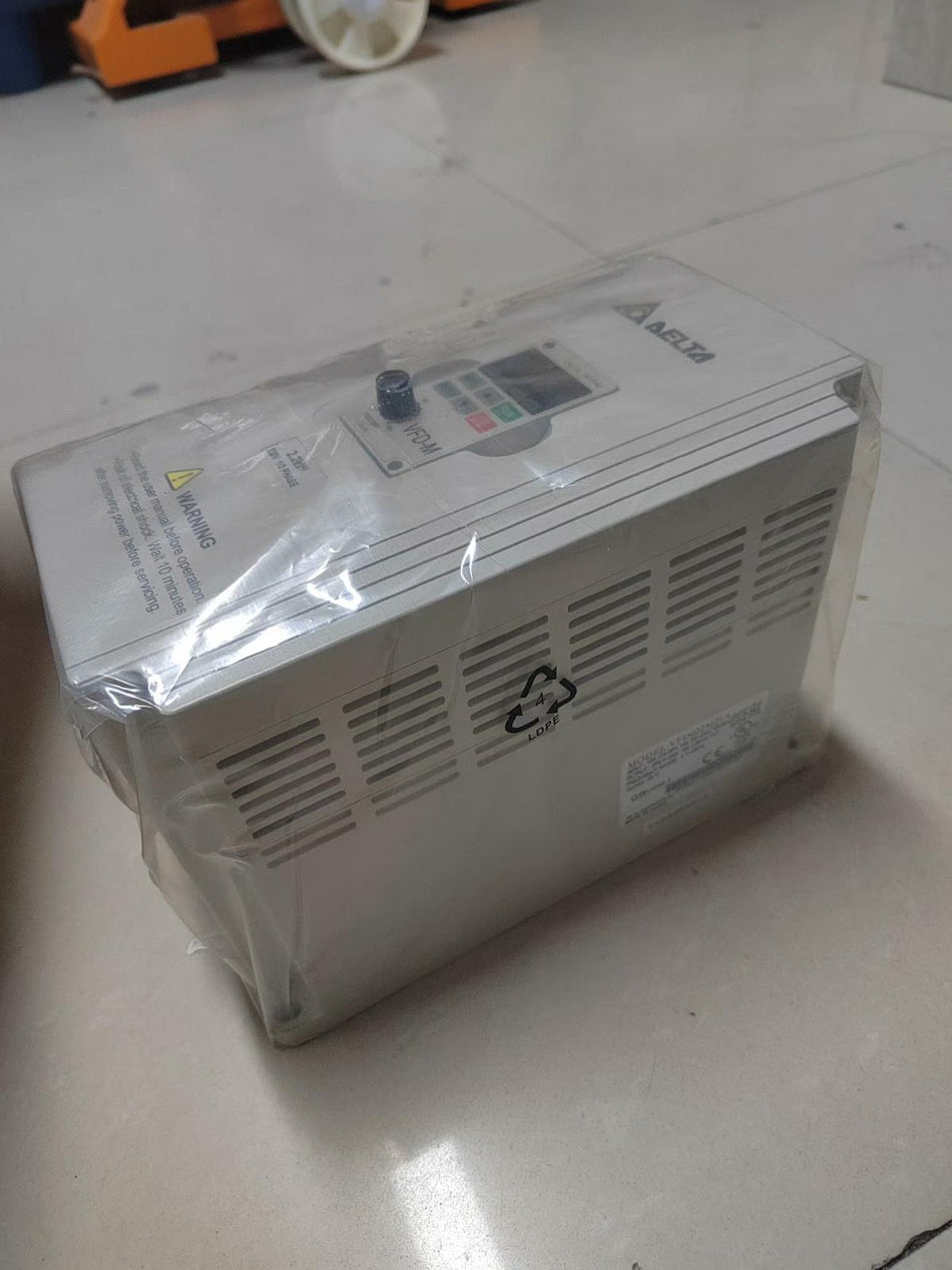 1PC para Delta VFD022M21A novo