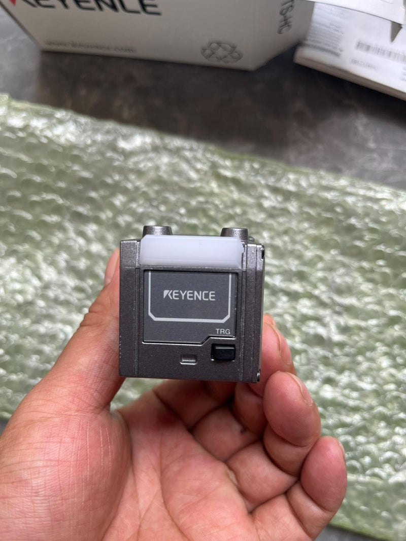 1PC For KEYENCE SR-X100W new SRX100W