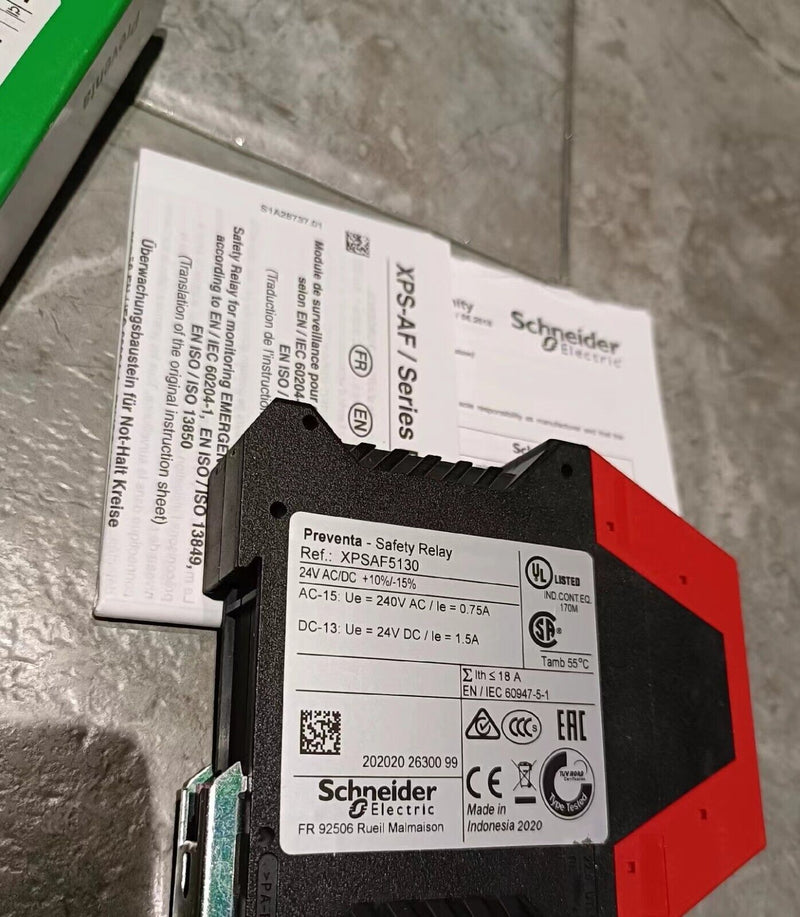 1PC for   Schneider  XPSAF5130   New