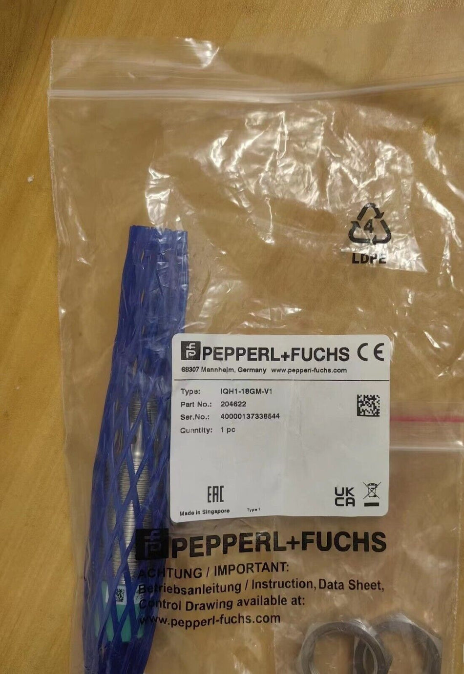1PC FOR  Pepperl+Fuchs  IQH1-18GM-V1  New mx4