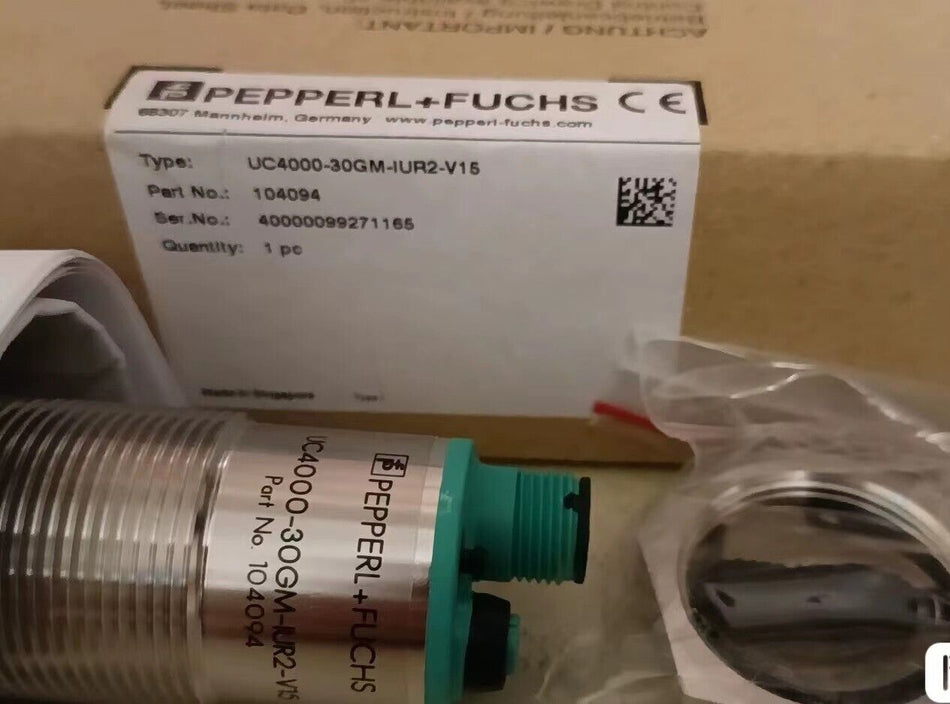 1PC FOR Pepperl+Fuchs  UC4000-30GM-IUR2-V15 New