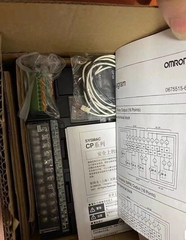 1PC For Omron  CP1H-XA40DR-A New  mx4