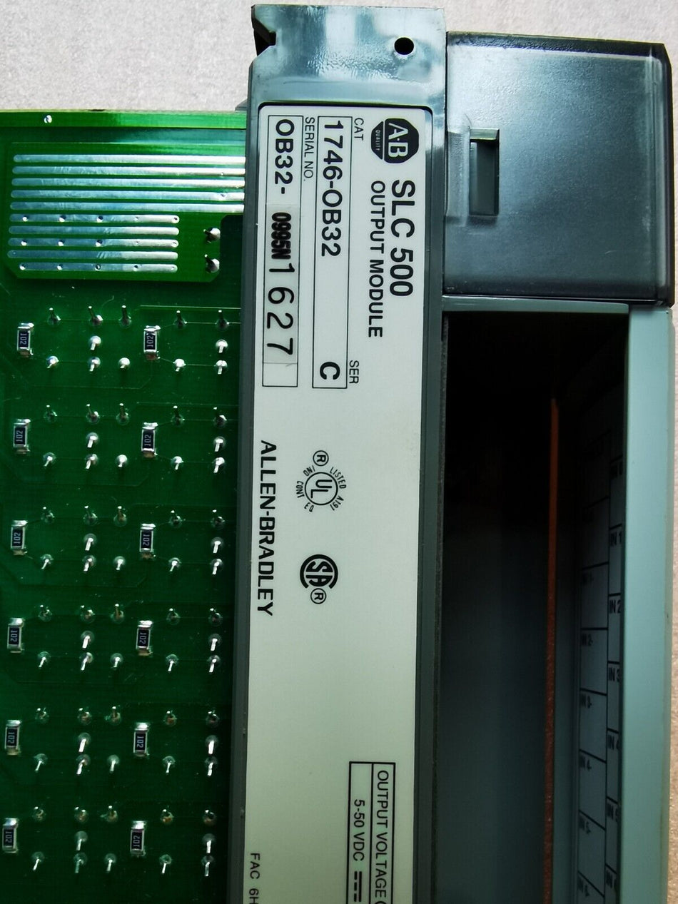 1PC para AB 1746-OB32/C usado 1746OB32/C em stock B-8-3-011