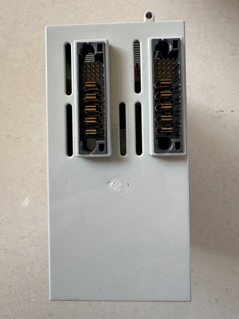 1PC for AB  2093-AM02 SER .A  Used   2093AM02 A in  stock C-18-3-002