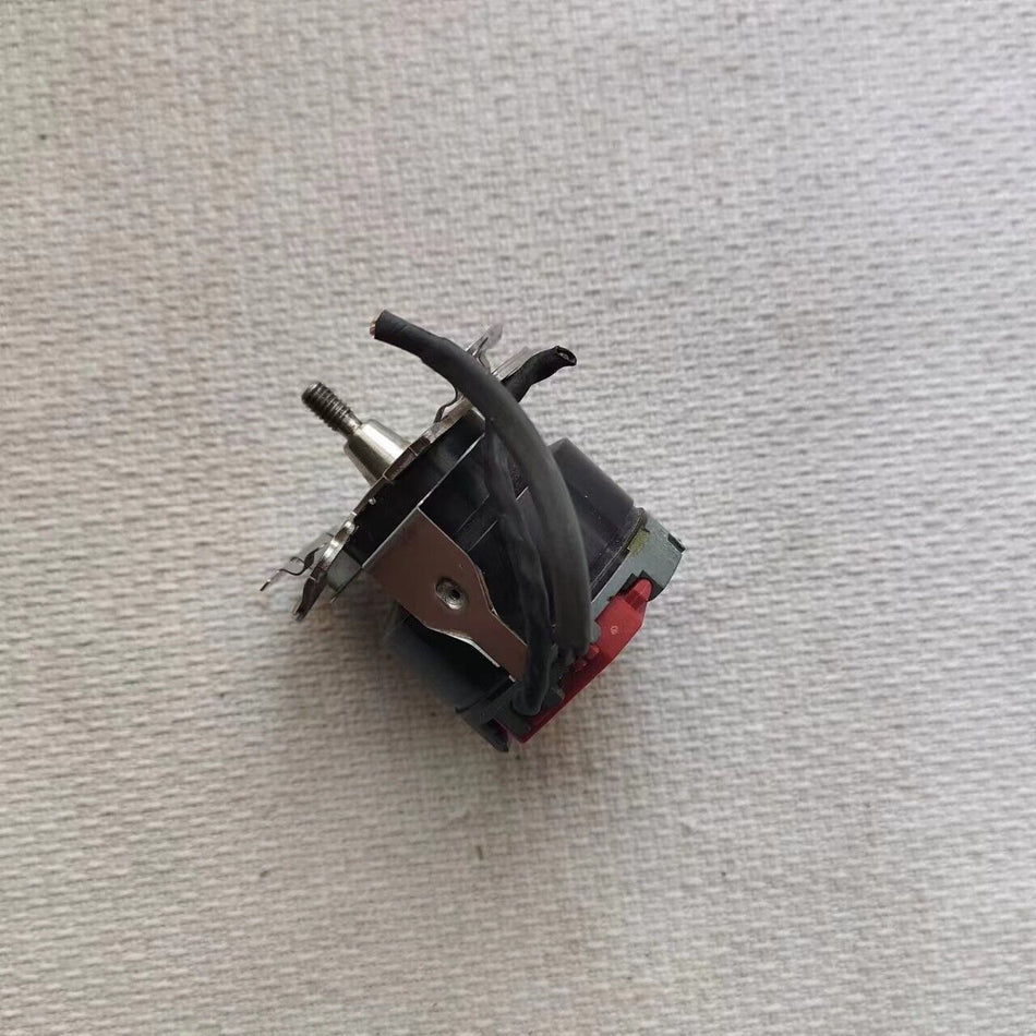 1PC PARA DOENTES EKM36-0KF0A0S07 ​​​​USADO EKM360KF0A0S07 ​​​​em stock A-7-3-015 