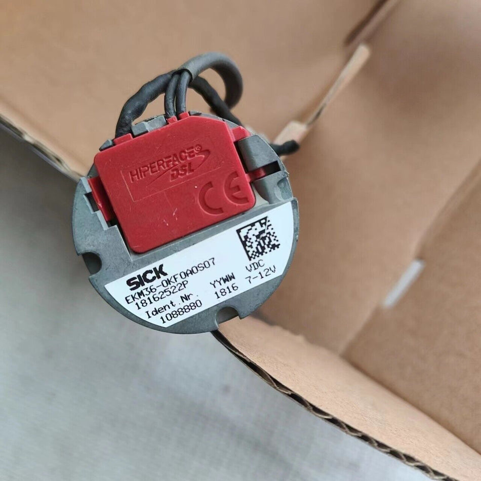 1PC PARA DOENTES EKM36-0KF0A0S07 USADO EKM360KF0A0S07 em stock A-7-3-015