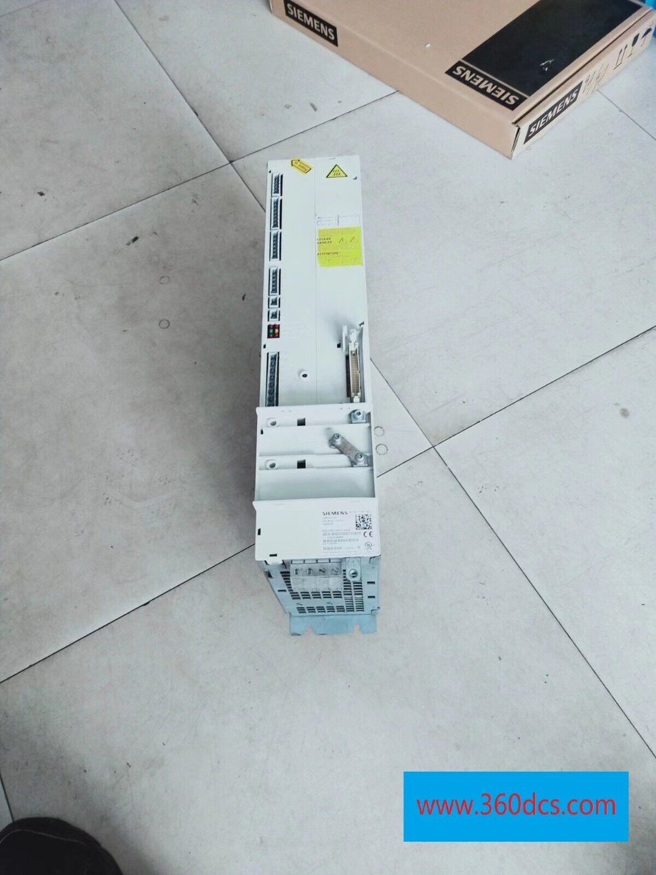 1PC para SIEMENS 6SN1145-1AA01-0AA2 usado 6SN11451AA010AA2