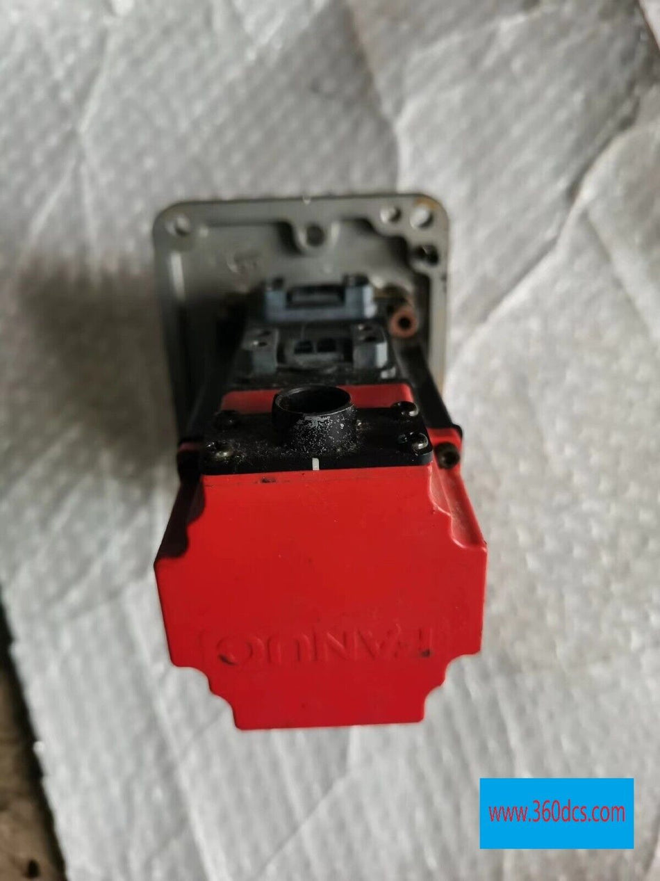 1 peça para FANUC A06b-0114-b275#0008 usado A06b0114b275#0008