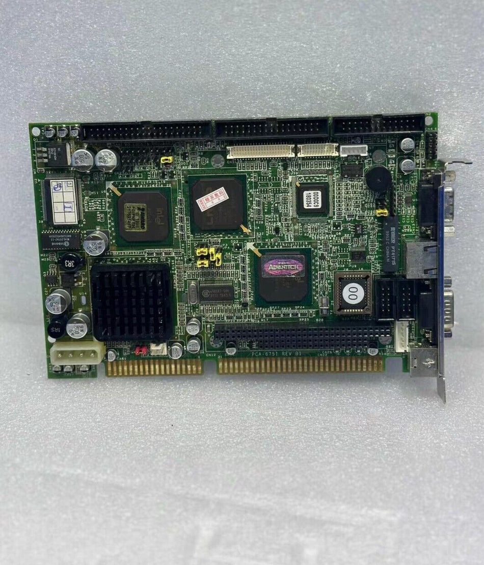 1 peça para Advantech PCA-6751 REV B1 USADO PCA6751 REV B1