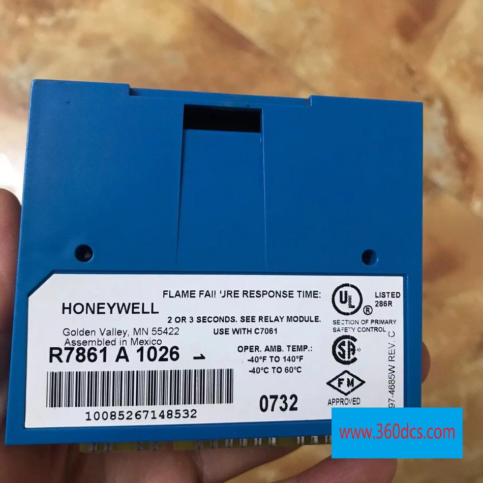 1 peça para Honeywell R7861A1026 usado